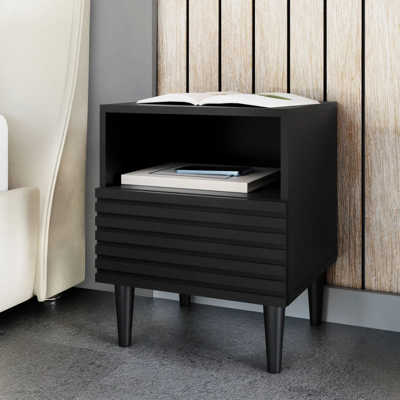 Comodino 42x53h cm design cannettato moderno nero Flippo
