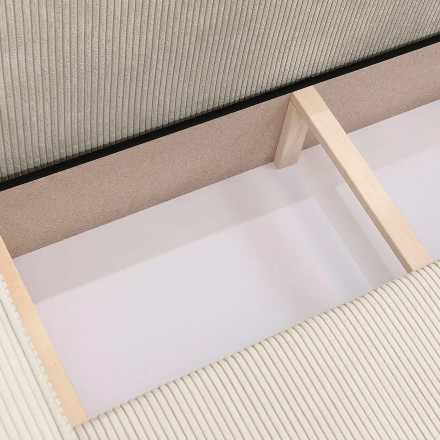 Divano letto angolare 4 posti 272x145cm con box contenitore velluto a coste beige Ploffy
