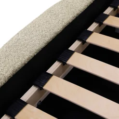 Letto oversize 180x200cm con rete contenitore imbottito tessuto bouclé beige Aluna