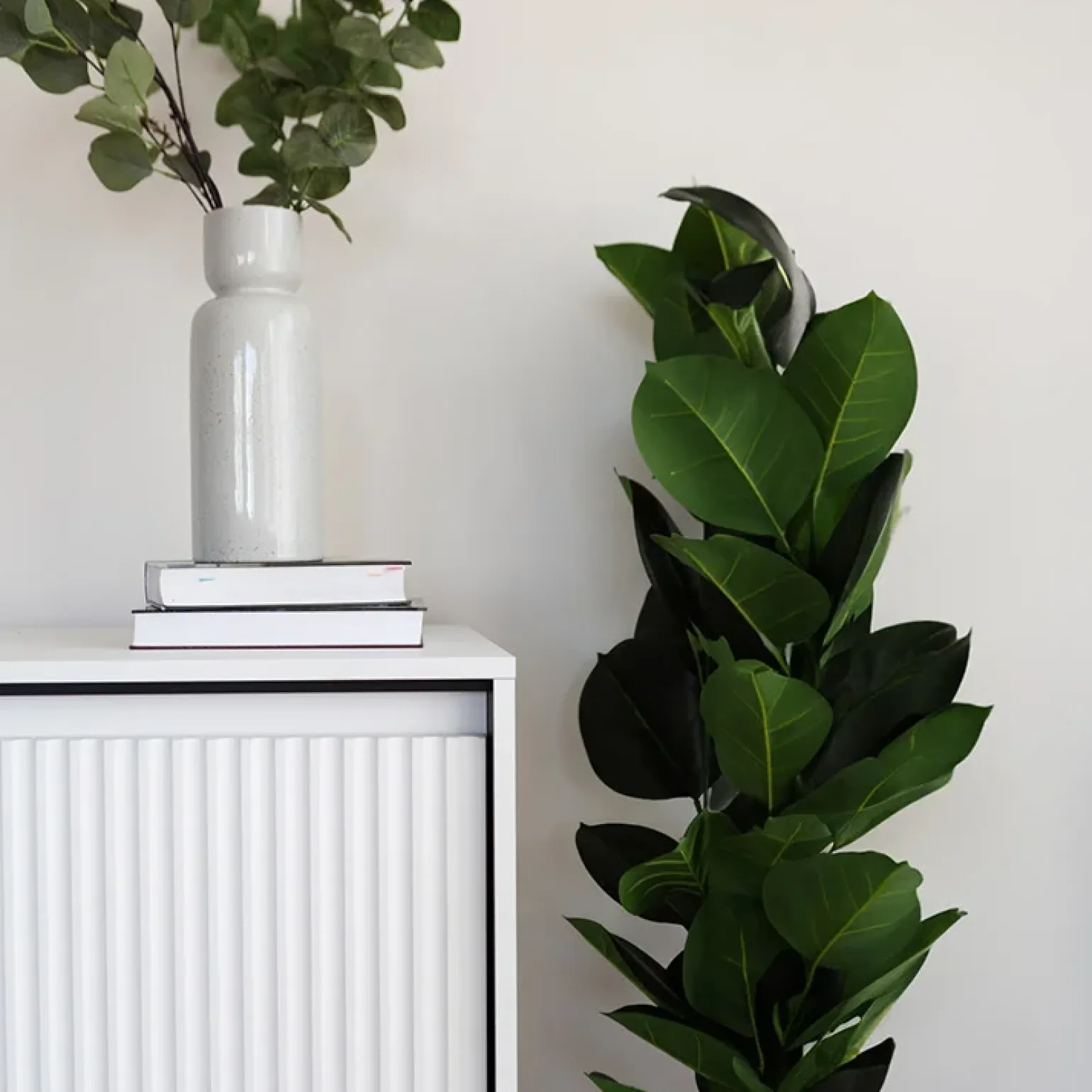 Madia 193x83h cm 4 ante con led cannettato bianco opaco nero Camelia