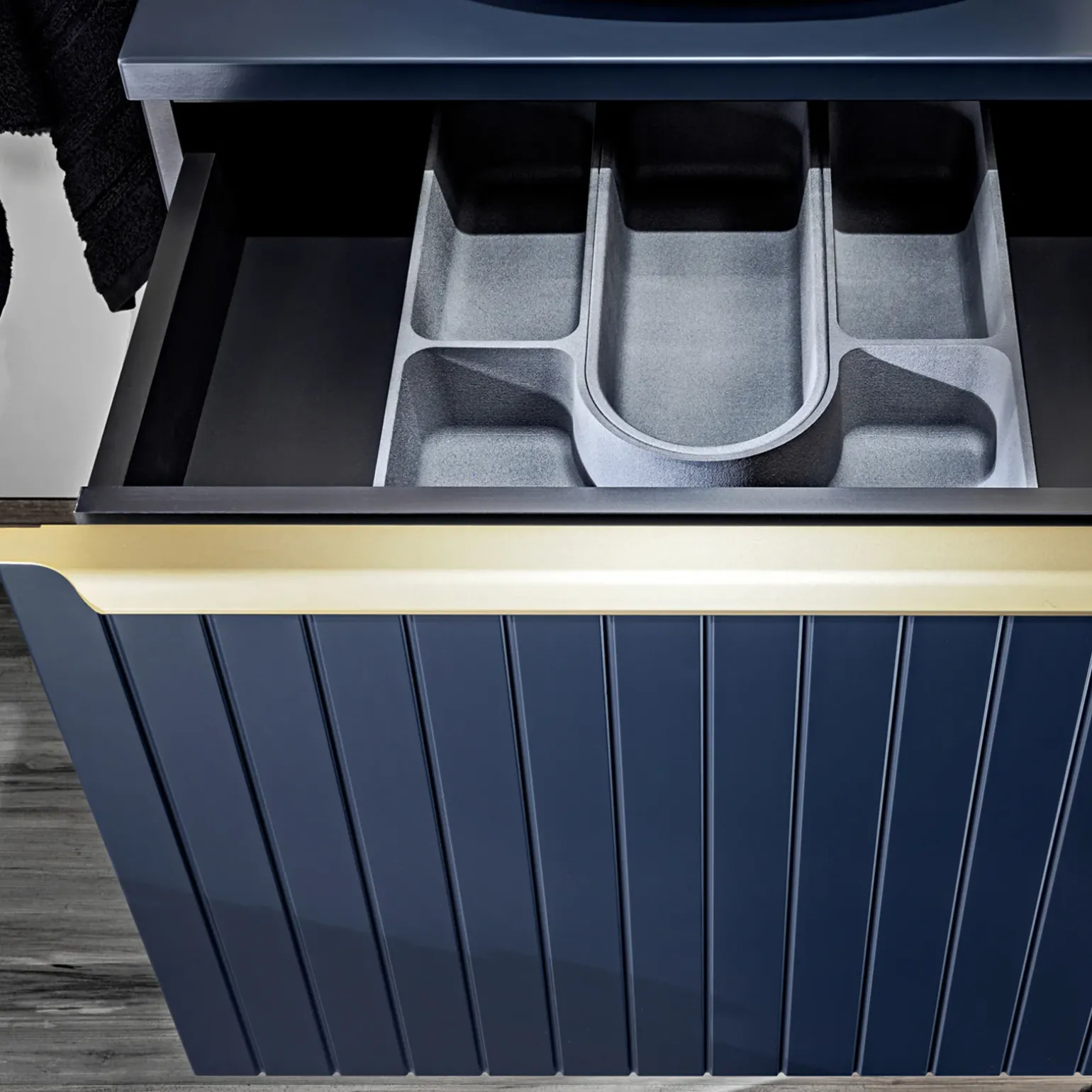 Mobile bagno sospeso 120cm con 2 lavabi, 2 specchi e colonna cannettato blu Deep
