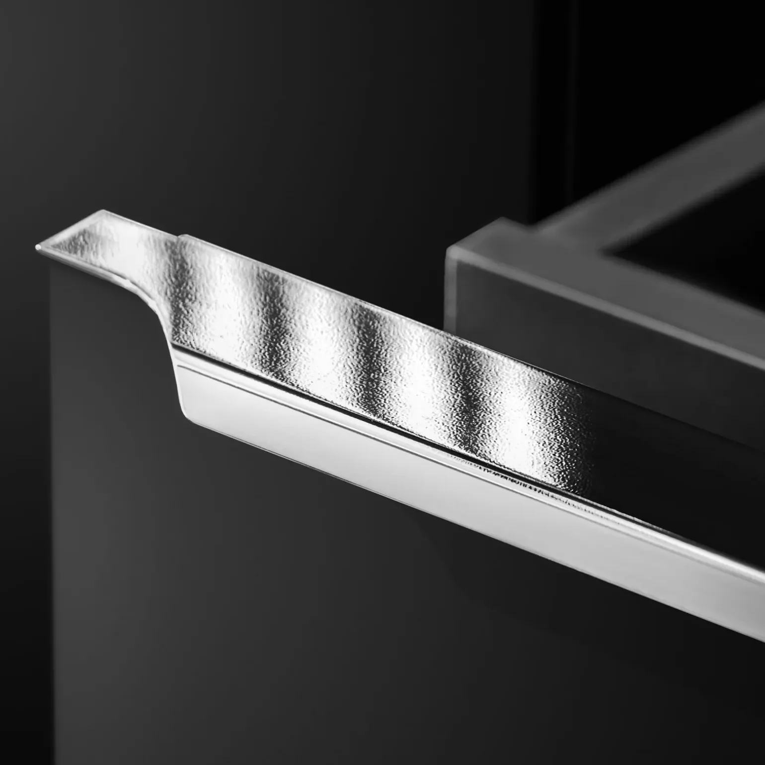 Mobile bagno sospeso 140cm con 2 lavabi, specchio e colonna nero Serif