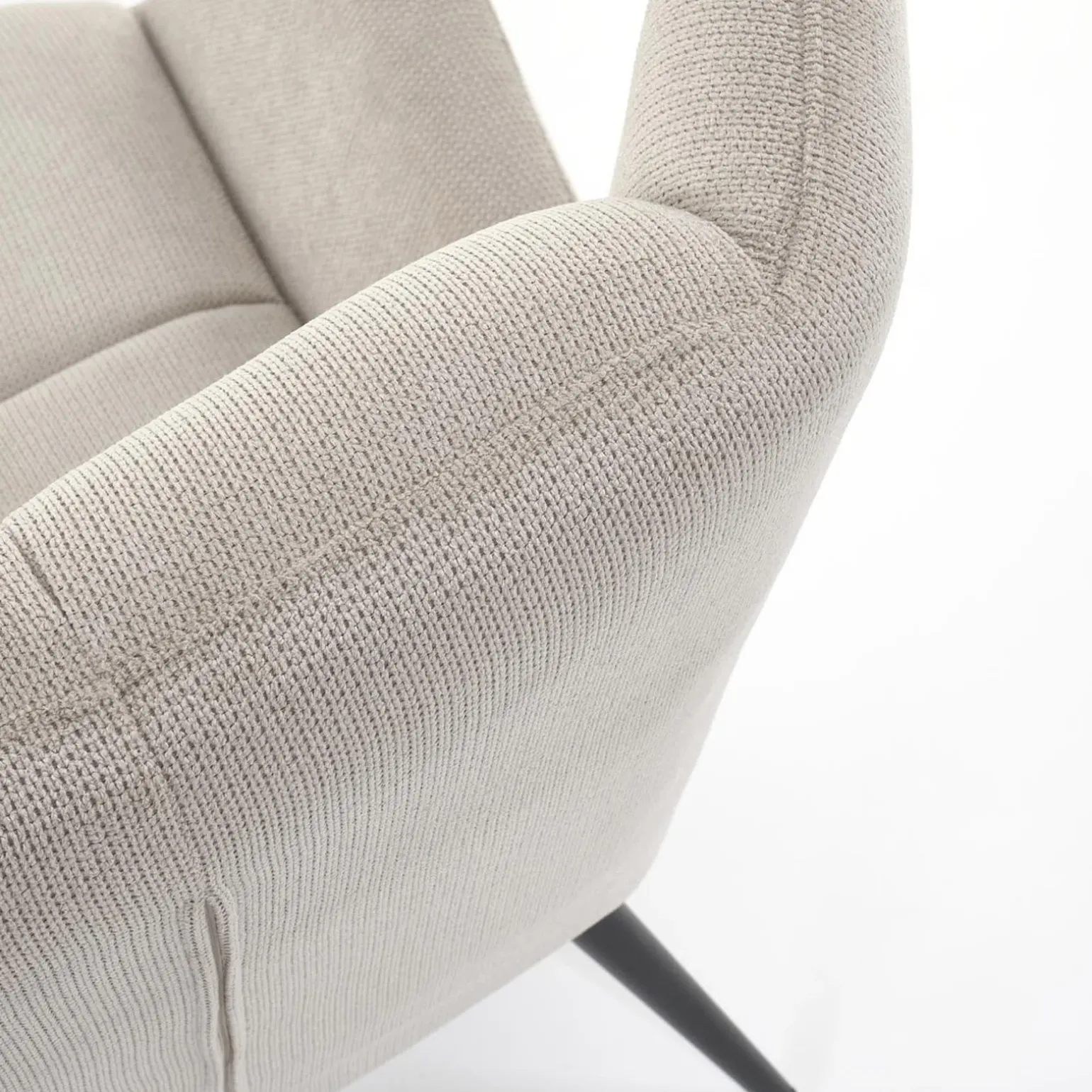 Poltrona imbottita in tessuto beige nero Snooz