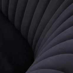 Poltroncina design in velluto nero con gambe oro Romance