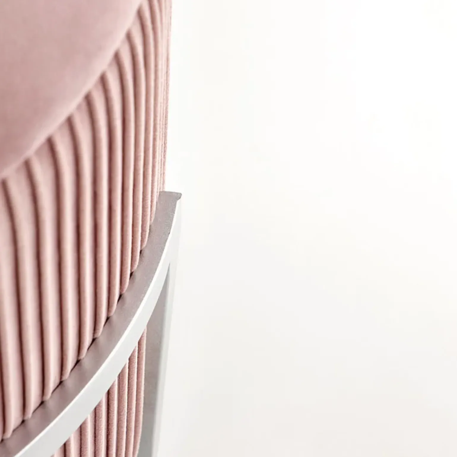 Pouf da salotto contenitore in velluto rosa Franklin