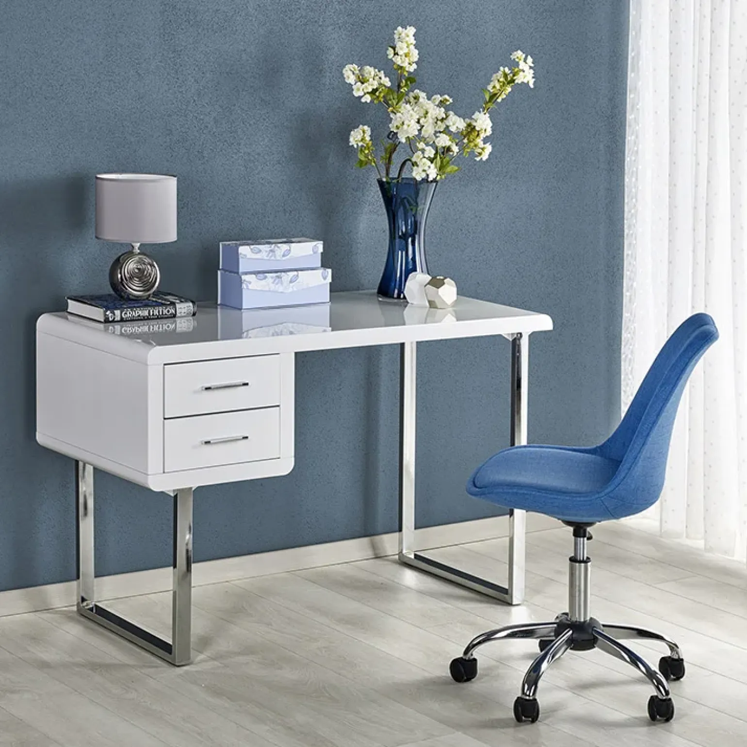 Scrivania ufficio con cassetti 120x76cm bianco laccato lucido Croset