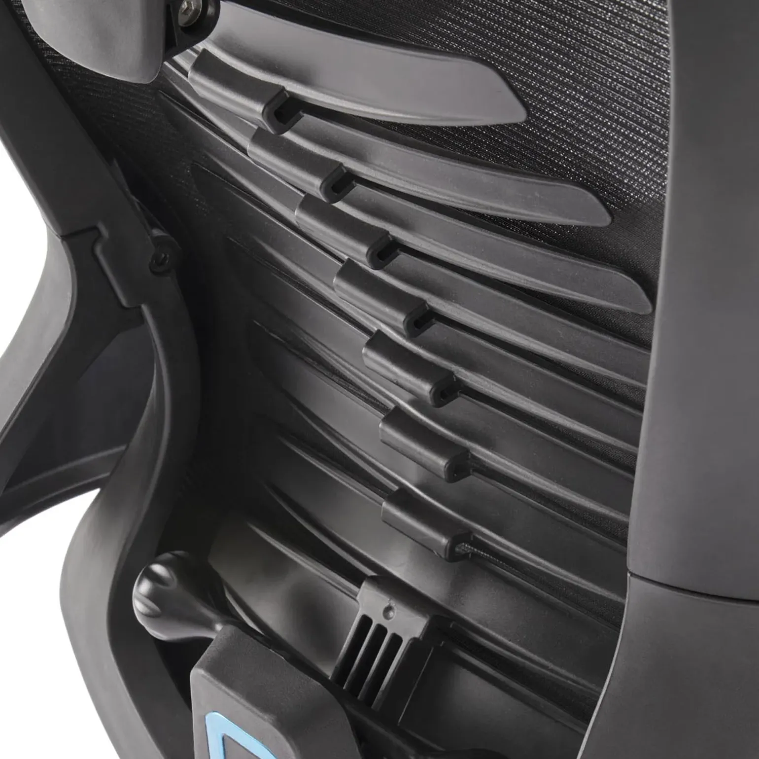 Sedia da gaming ergonomica con braccioli e ruote da ufficio nero Aristide