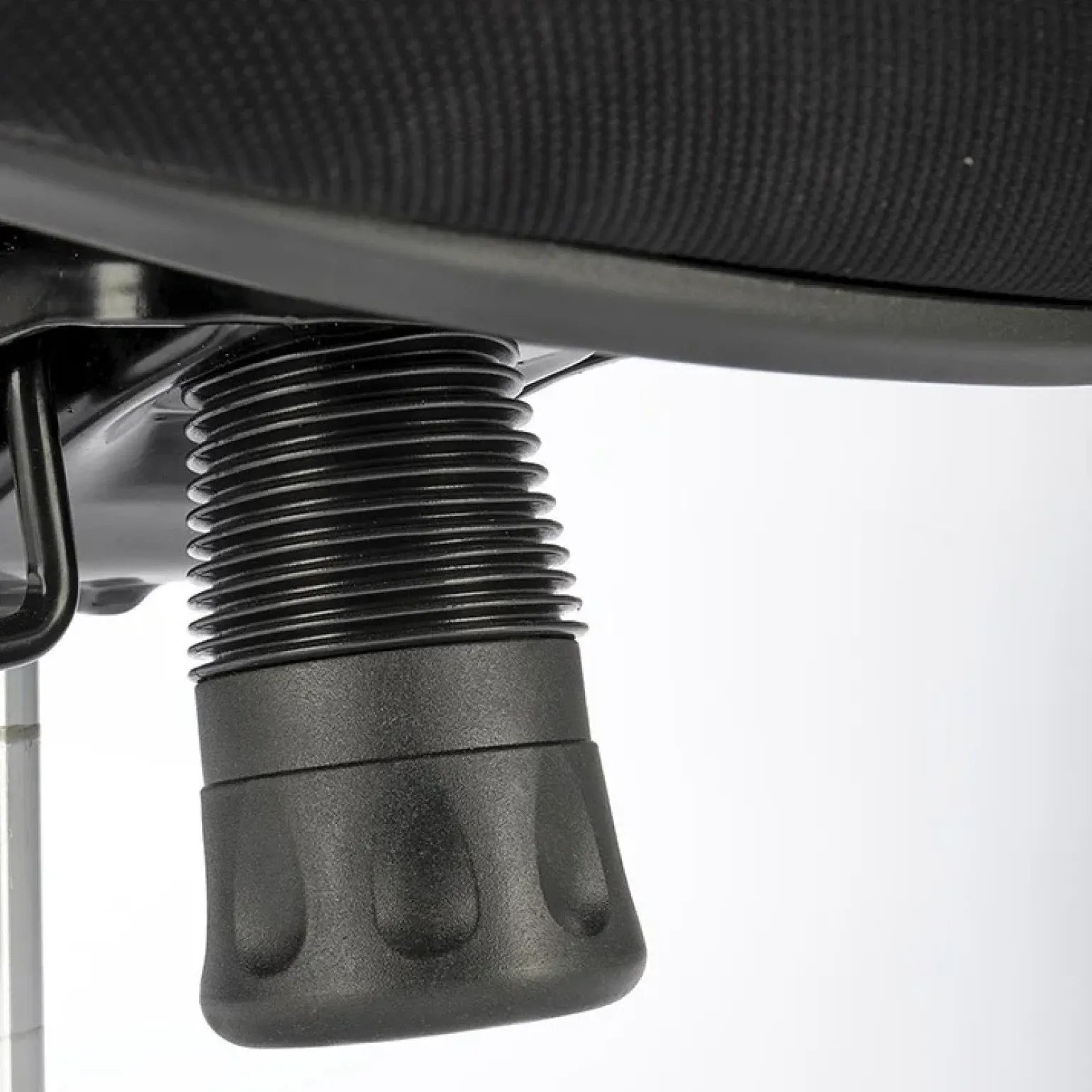 Sedia gaming con ruote regolabile in tessuto nero Riccardi