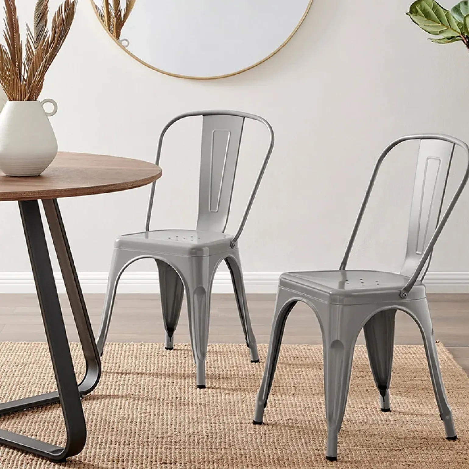 Sedia in metallo impilabile industrial saloon grigio Lix