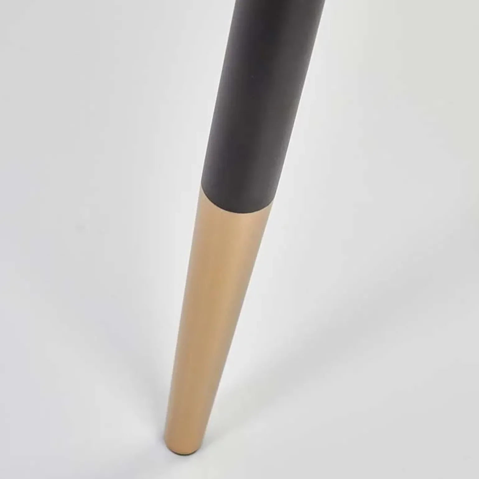 Sedia sala da pranzo imbottita in velluto acciaio grigio nero oro Nubia