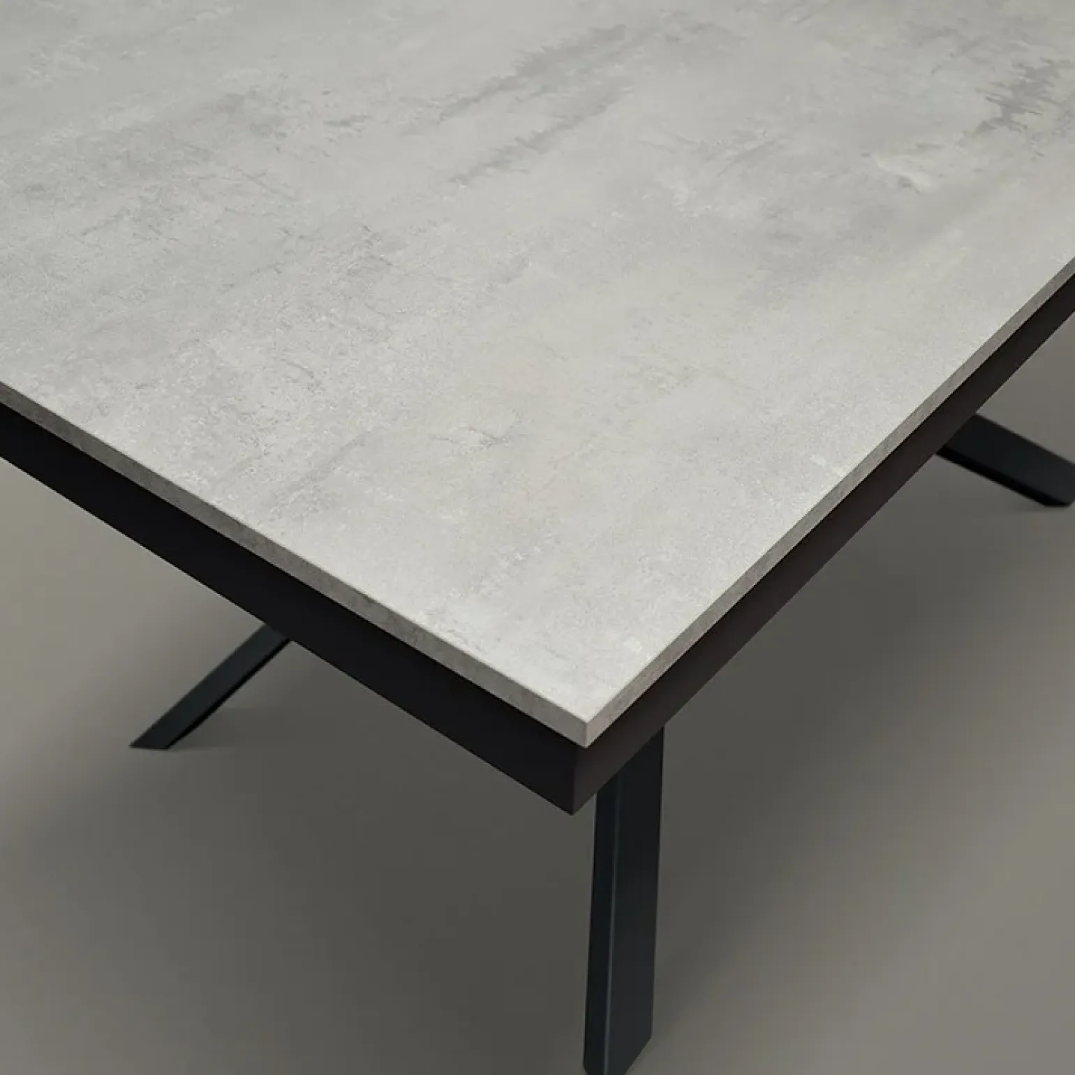 Tavolo 160/220 cm allungabile cemento metallo ossido Velvet