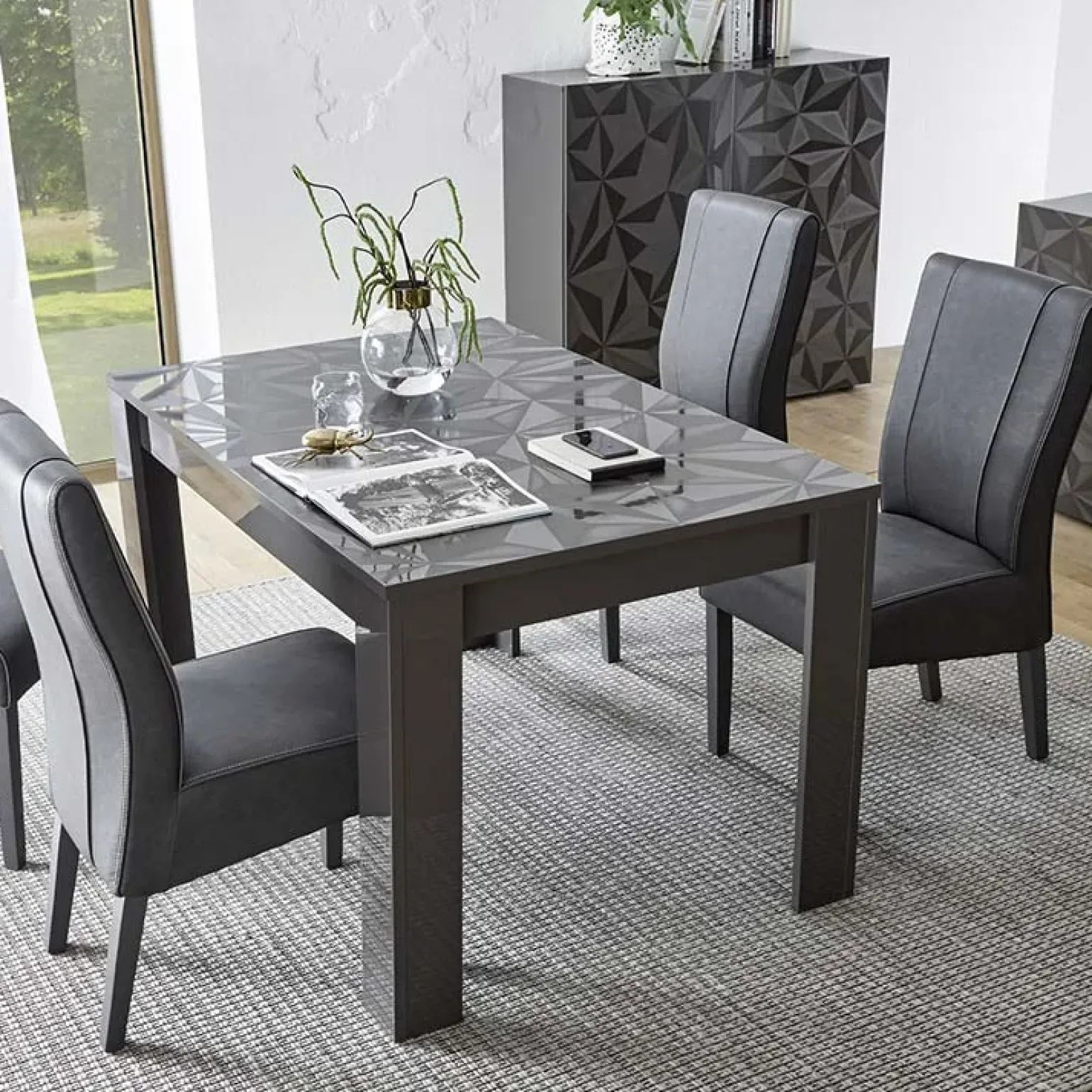 Tavolo allungabile 137/185cm moderno grigio con serigrafia Marvis