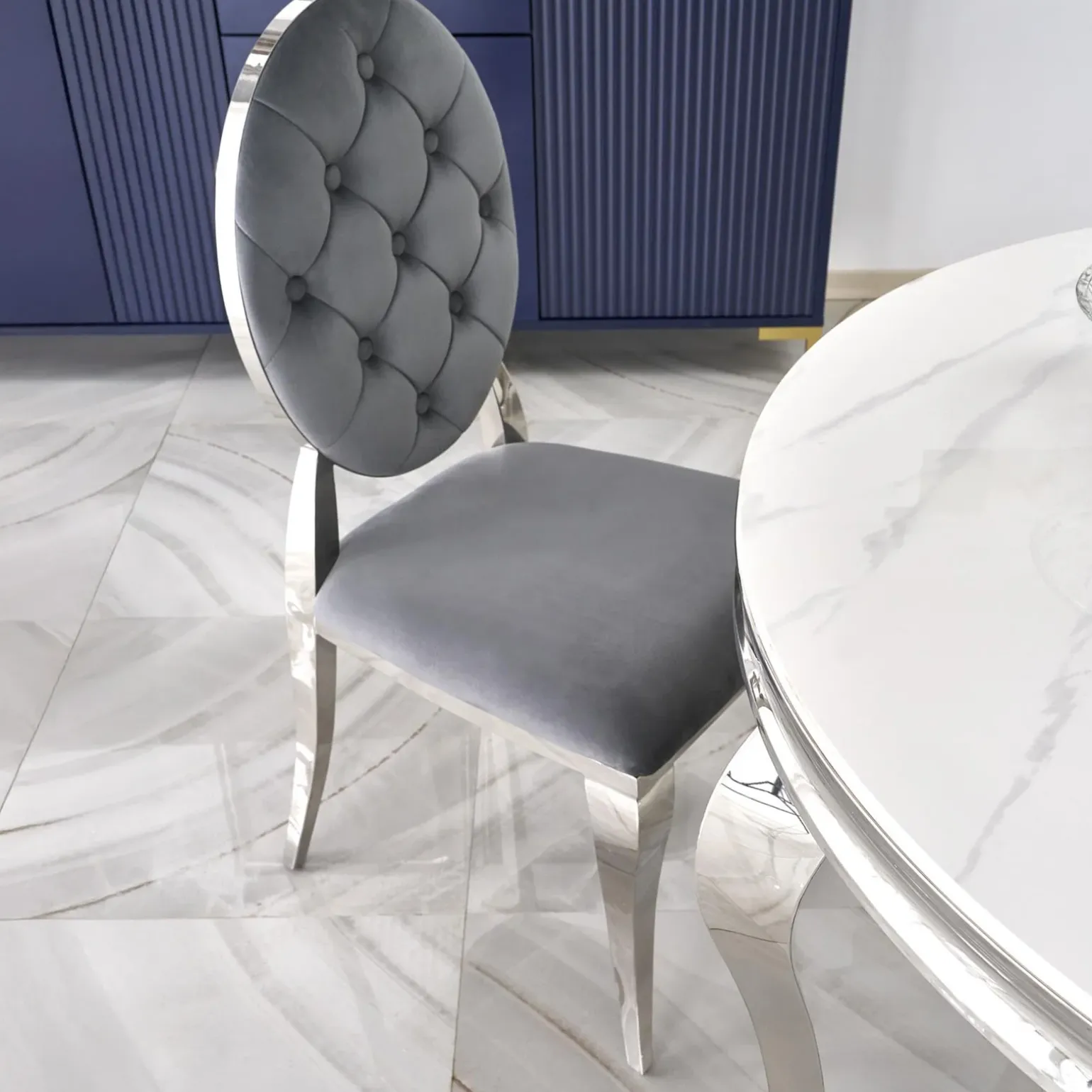 Tavolo da pranzo rotondo 120cm effetto marmo bianco cromato argento Selim